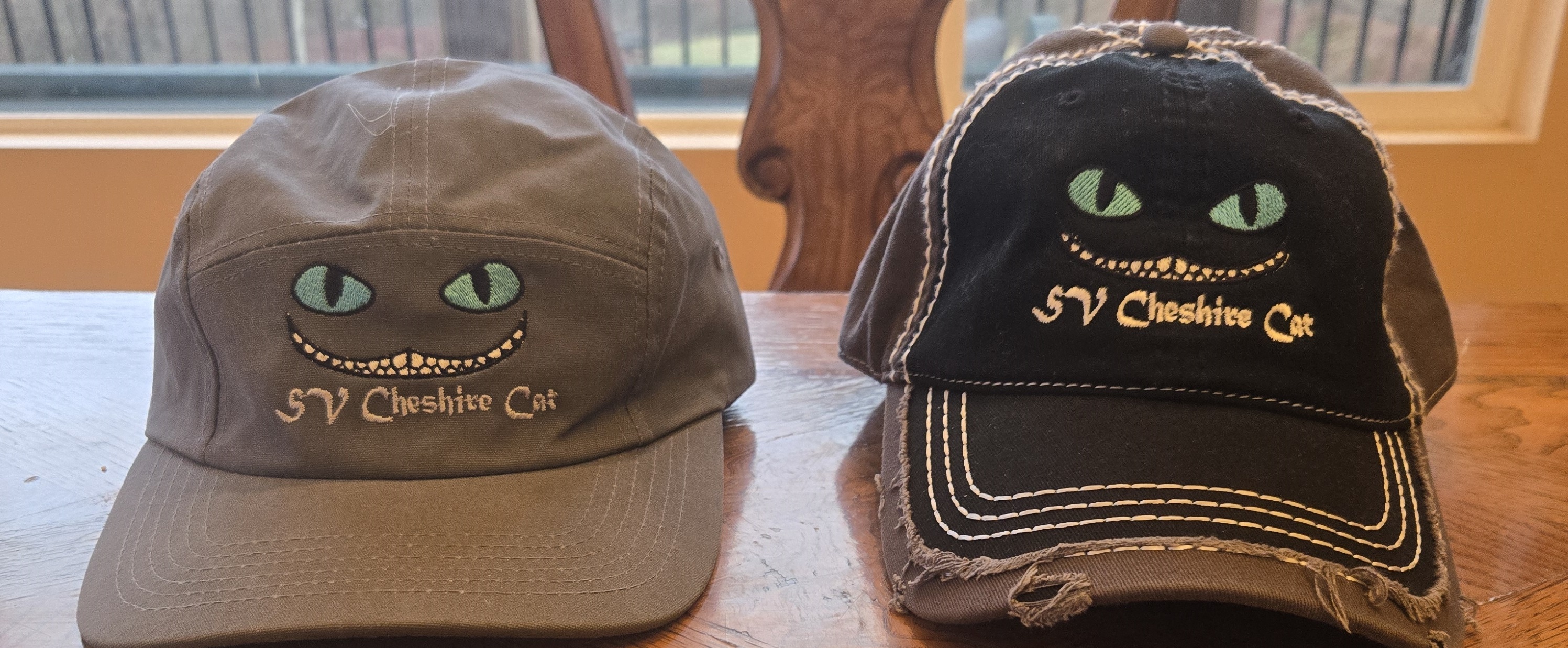 Caps